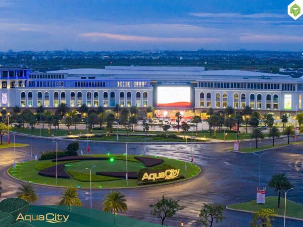 Trung tâm thương mại Aqua City 30/06/2025 về đêm