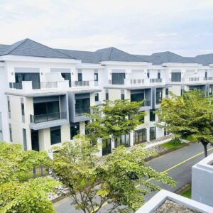 có nên mua aqua city giá tốt.. ?