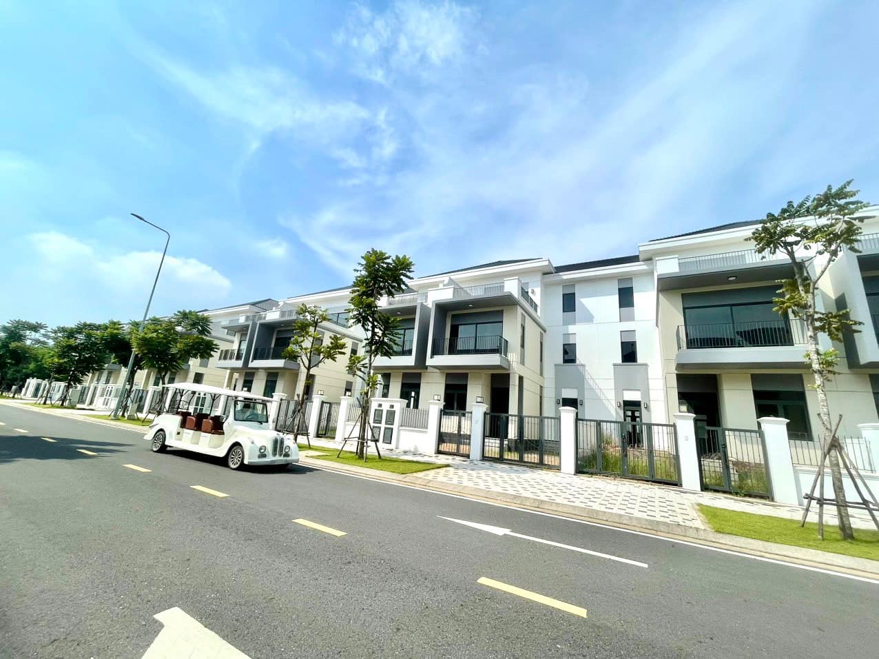 Nhượng lại nhà phố 160m2 Sun Harbor 2 (The Suite), Aqua City - Ảnh 4