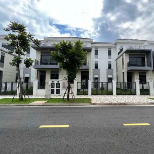 chuyen-nhuong-nha-pho-full-noi-that