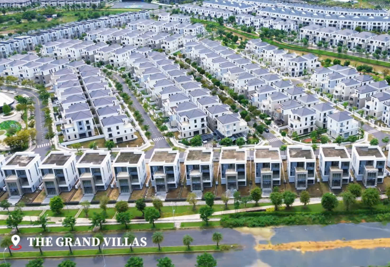 Hình ảnh thực tế tại phân khu The Grand Villas
