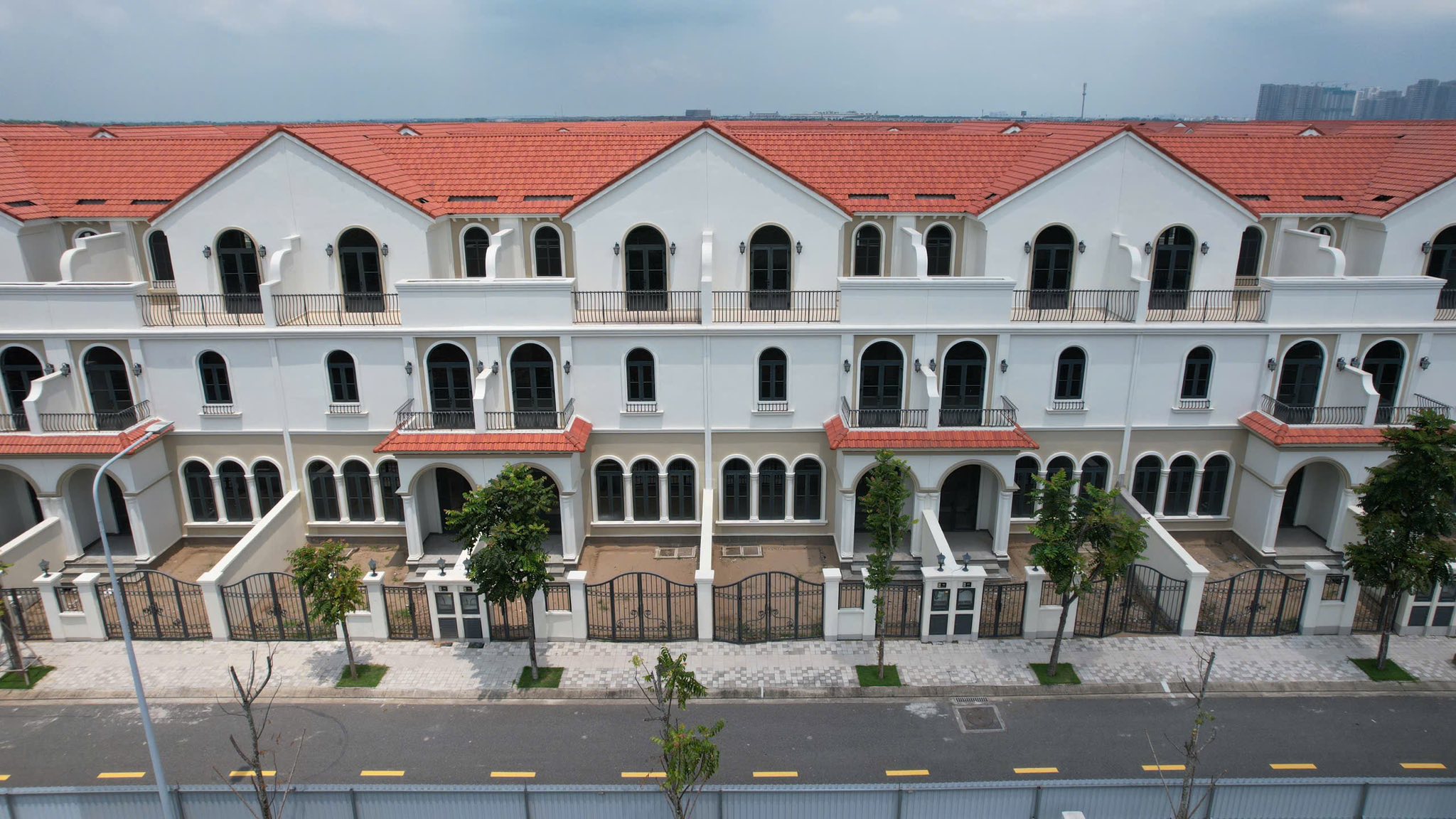 Bán nhà phố Aqua City 117m2 giá đã giảm sâu chỉ còn 5.5 tỷ - Ảnh 3