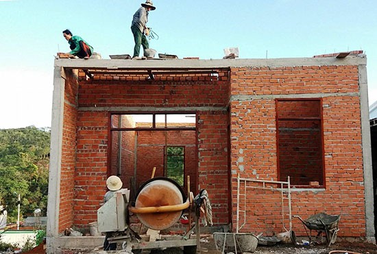 Nên mua nhà xây sẵn hay mua